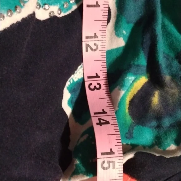 INC fancy tee M - Picture 4 of 4